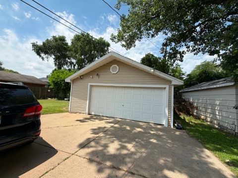 Tiny photo for 2444 Linden Avenue, Waukegan, IL 60087 (MLS # 12694779)