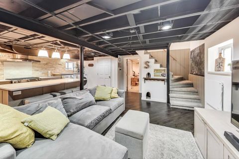 Tiny photo for 5107 N Sayre Avenue, Chicago, IL 60656 (MLS # 12483120)