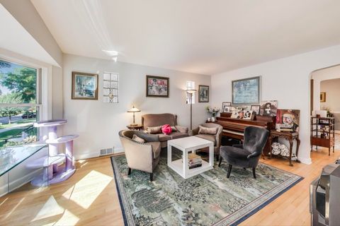 Tiny photo for 5107 N Sayre Avenue, Chicago, IL 60656 (MLS # 12483120)