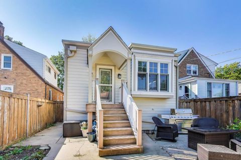 Tiny photo for 5107 N Sayre Avenue, Chicago, IL 60656 (MLS # 12483120)