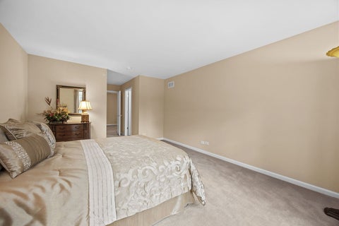 Tiny photo for 1657 Hickory Drive, Hoffman Estates, IL 60192 (MLS # 12749325)