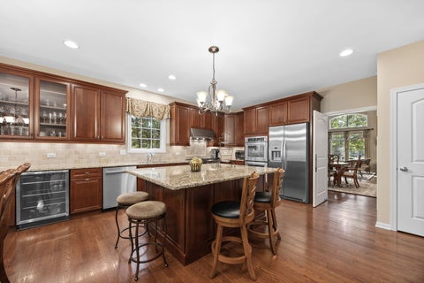 Tiny photo for 1657 Hickory Drive, Hoffman Estates, IL 60192 (MLS # 12749325)