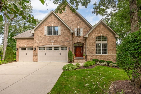 Tiny photo for 1657 Hickory Drive, Hoffman Estates, IL 60192 (MLS # 12749325)