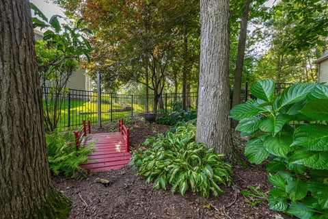 Tiny photo for 1657 Hickory Drive, Hoffman Estates, IL 60192 (MLS # 12749325)