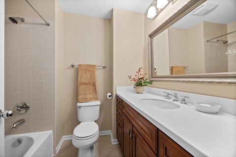 Tiny photo for 1657 Hickory Drive, Hoffman Estates, IL 60192 (MLS # 12749325)
