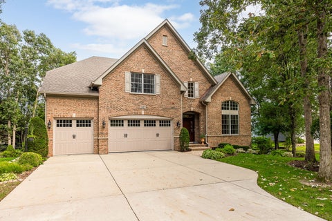 Tiny photo for 1657 Hickory Drive, Hoffman Estates, IL 60192 (MLS # 12749325)
