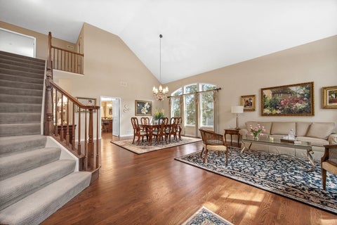 Tiny photo for 1657 Hickory Drive, Hoffman Estates, IL 60192 (MLS # 12749325)