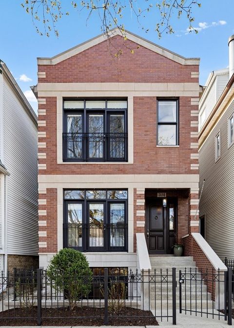 Photo of 2131 W Melrose Street, Chicago, IL 60618 (MLS # 12604747)