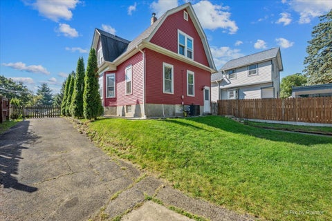 Tiny photo for 468 Locust Street, Elgin, IL 60123 (MLS # 12759419)
