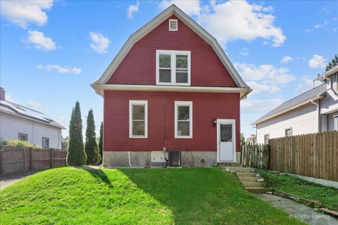 Tiny photo for 468 Locust Street, Elgin, IL 60123 (MLS # 12759419)