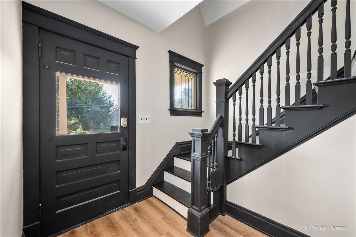 468 Locust Street