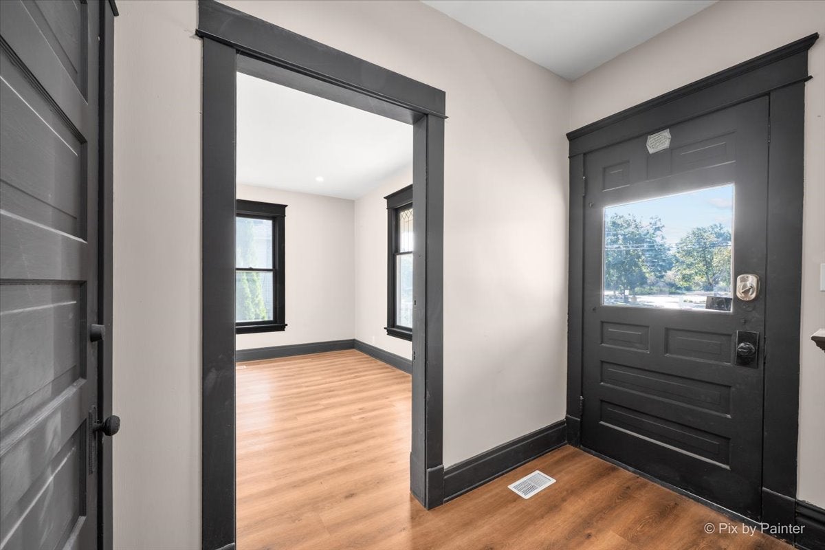 468 Locust Street