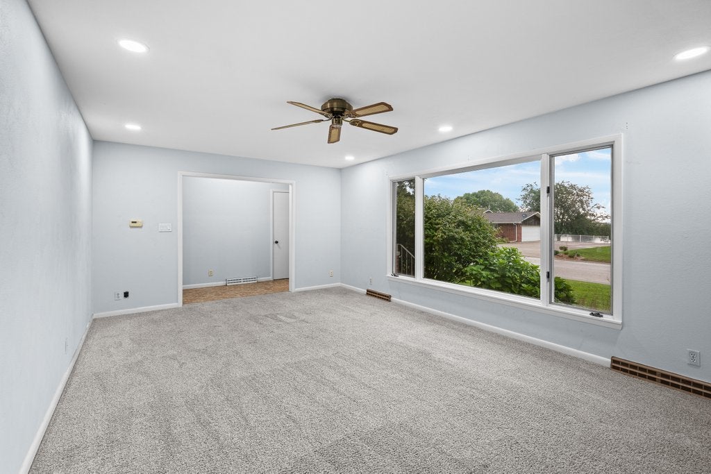 551 Lake Drive