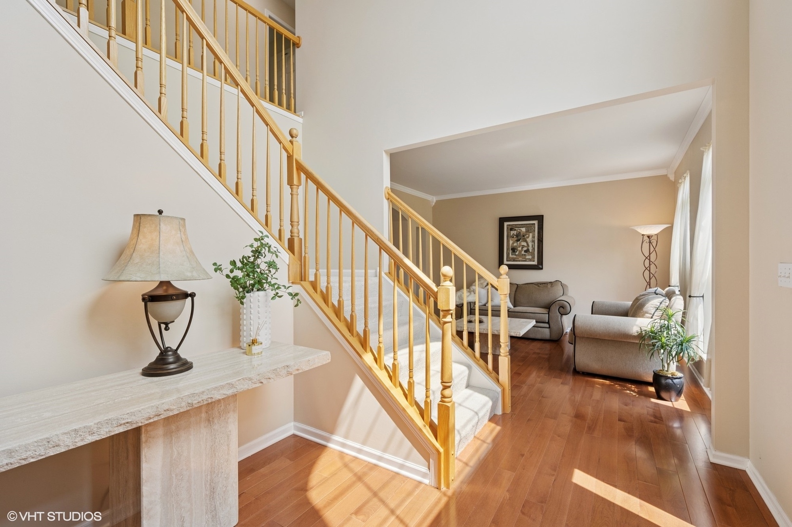 2673 Dunrobin Circle