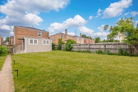 Tiny photo for 3544 W 63RD Place, Chicago, IL 60629 (MLS # 12741204)