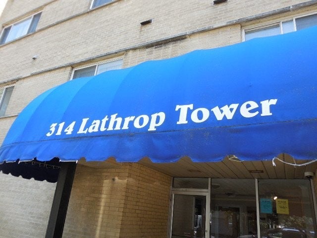 314 Lathrop Avenue 203