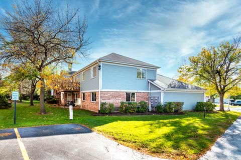 Tiny photo for 759 Sterling Court #A2, Bartlett, IL 60103 (MLS # 12496614)