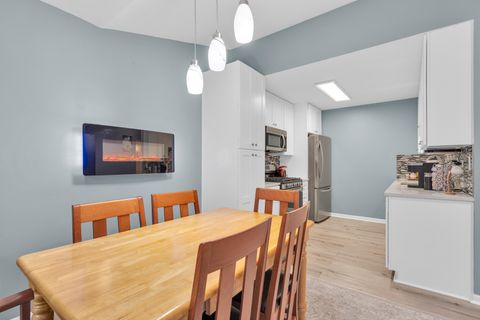 Tiny photo for 759 Sterling Court #A2, Bartlett, IL 60103 (MLS # 12496614)