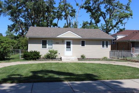 Tiny photo for 15201 La Crosse Avenue, Oak Forest, IL 60452 (MLS # 12667394)