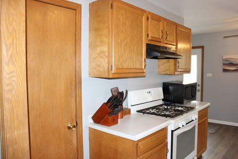 Tiny photo for 15201 La Crosse Avenue, Oak Forest, IL 60452 (MLS # 12667394)