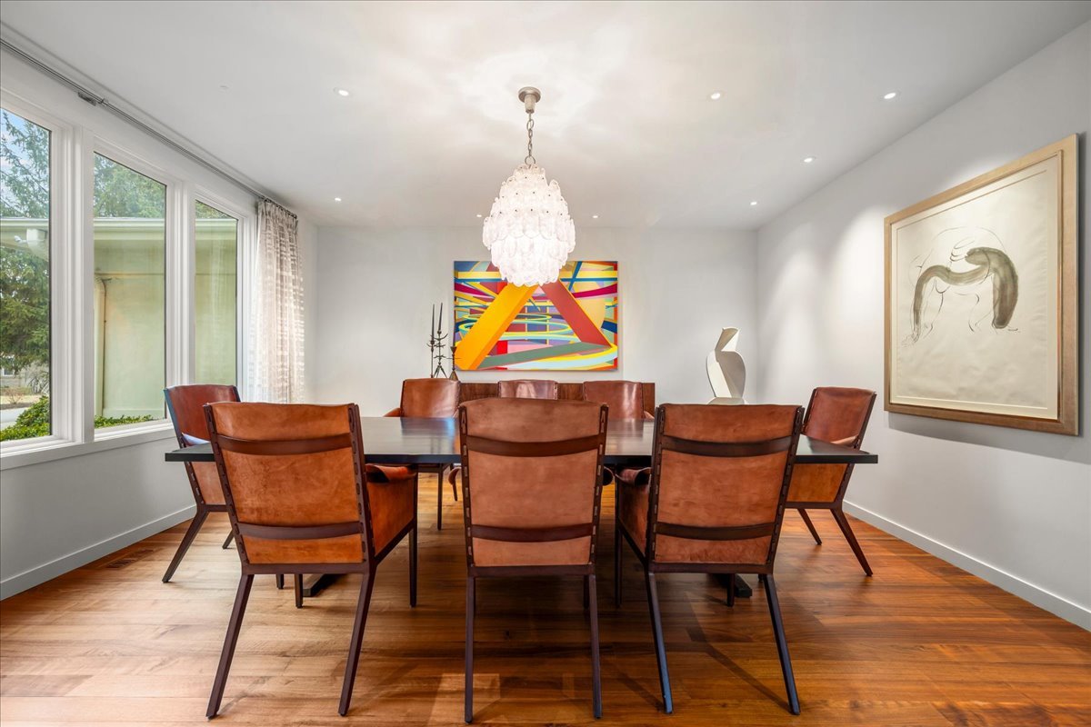 1643 Sylvester Place