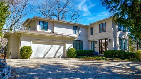 1643 Sylvester Place Highland Park IL 60035