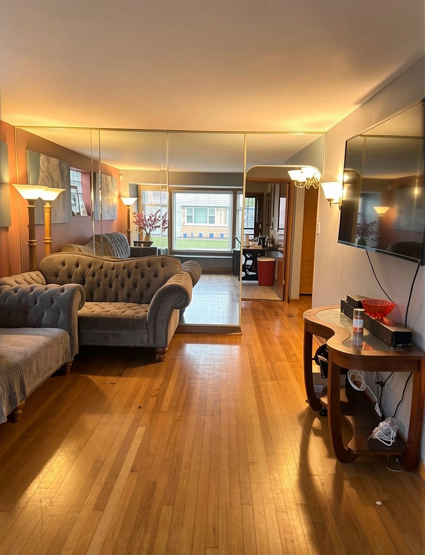 3135 W 84th Place