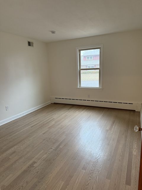 Tiny photo for 318 2nd Avenue, Libertyville, IL 60048 (MLS # 12609304)