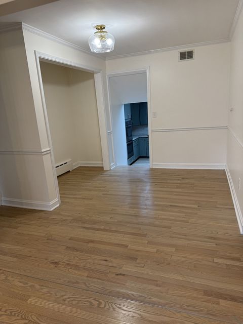 Tiny photo for 318 2nd Avenue, Libertyville, IL 60048 (MLS # 12609304)