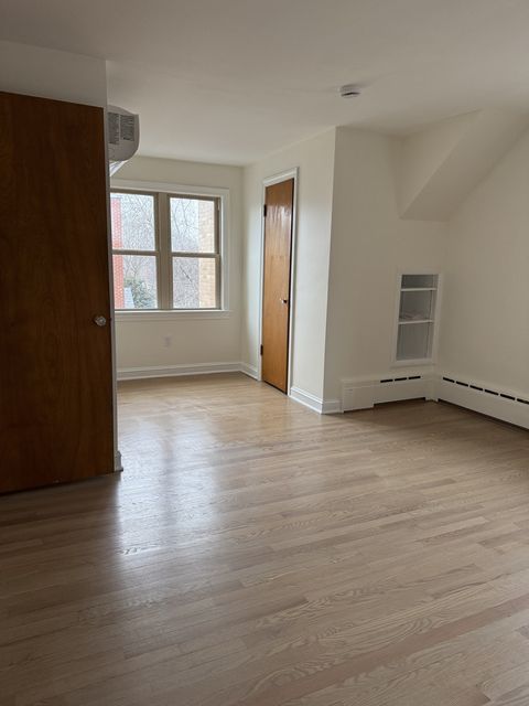 Tiny photo for 318 2nd Avenue, Libertyville, IL 60048 (MLS # 12609304)