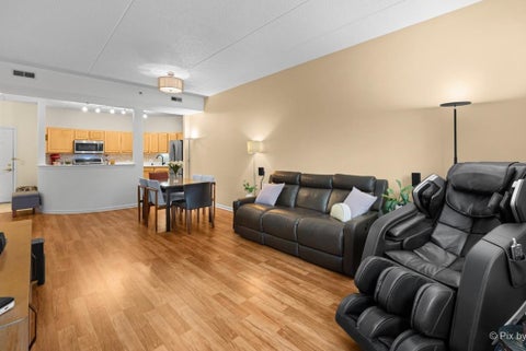 Tiny photo for 3100 TOWN SQUARE Drive #101, Rolling Meadows, IL 60008 (MLS # 12792547)