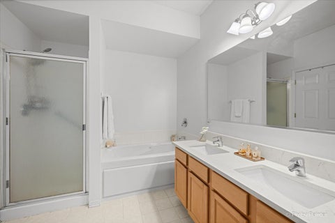 Tiny photo for 3100 TOWN SQUARE Drive #101, Rolling Meadows, IL 60008 (MLS # 12792547)
