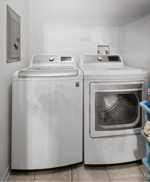 Tiny photo for 3100 TOWN SQUARE Drive #101, Rolling Meadows, IL 60008 (MLS # 12792547)