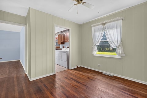 Tiny photo for 701 W Maude Avenue, Arlington Heights, IL 60004 (MLS # 12733657)