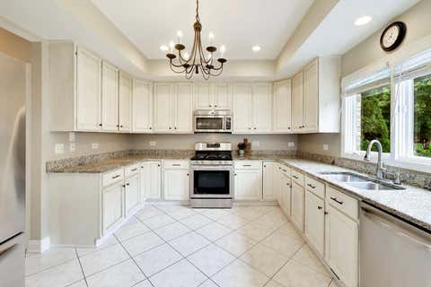 Tiny photo for 1110 BLUE HERON Way, Roselle, IL 60172 (MLS # 12700572)