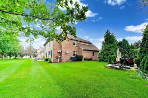 Tiny photo for 1110 BLUE HERON Way, Roselle, IL 60172 (MLS # 12700572)