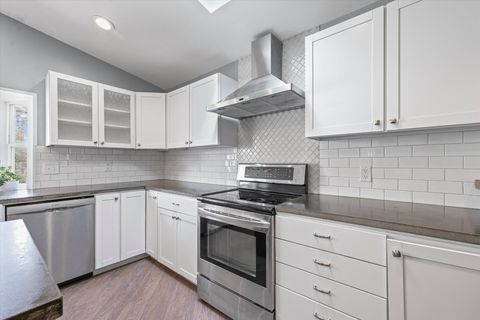 Tiny photo for 605 S Russell St, Champaign, IL 61821 (MLS # 12601564)