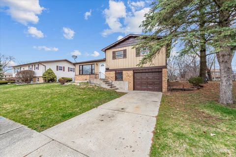Tiny photo for 18951 Chestnut Avenue, Country Club Hills, IL 60478 (MLS # 12526507)