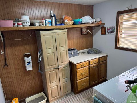 Tiny photo for 8424 Bolen Store Road, Thompsonville, IL 62890 (MLS # EB460566)