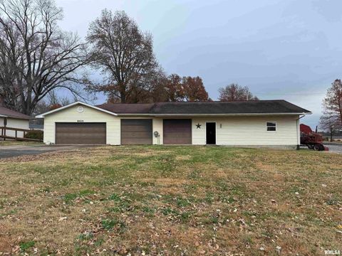Tiny photo for 8424 Bolen Store Road, Thompsonville, IL 62890 (MLS # EB460566)