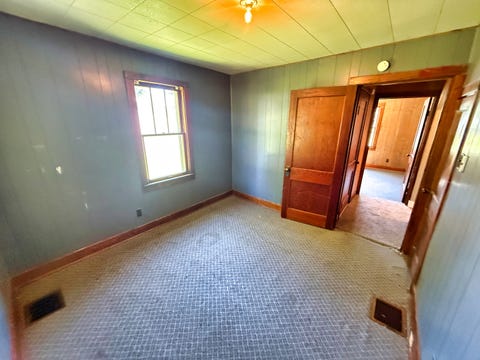 Tiny photo for 426 S Locust Street, Flora, IL 62839 (MLS # 12641616)