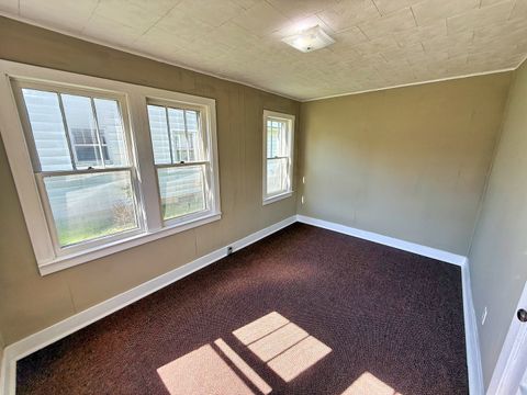 Tiny photo for 426 S Locust Street, Flora, IL 62839 (MLS # 12641616)