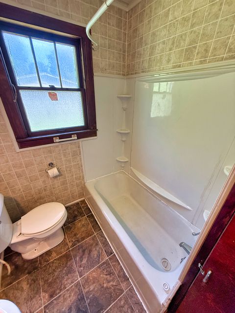 Tiny photo for 426 S Locust Street, Flora, IL 62839 (MLS # 12641616)