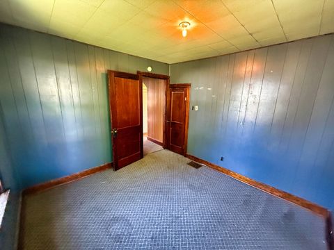 Tiny photo for 426 S Locust Street, Flora, IL 62839 (MLS # 12641616)