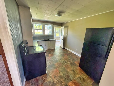 Tiny photo for 426 S Locust Street, Flora, IL 62839 (MLS # 12641616)