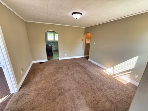 Tiny photo for 426 S Locust Street, Flora, IL 62839 (MLS # 12641616)