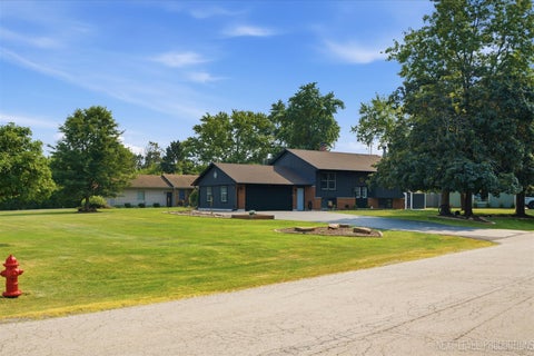 Tiny photo for 16 W Carol Avenue, Cortland, IL 60112 (MLS # 12722708)