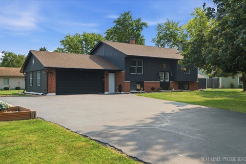 Tiny photo for 16 W Carol Avenue, Cortland, IL 60112 (MLS # 12722708)