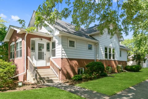 1101 N Ash Street Waukegan IL 60085