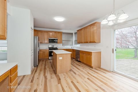 Tiny photo for 1110 OAKHILL Drive, Aurora, IL 60502 (MLS # 12546155)